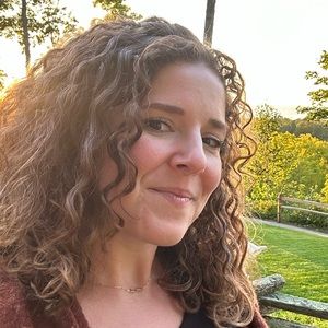 Meet your Posher, Lesli